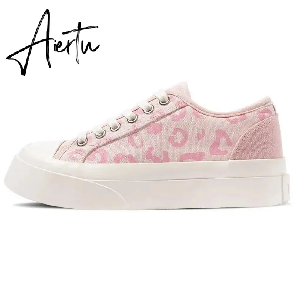 Aiertu Fashion Pink Heart Print Canvas Sneakers Spring Casual Zapatillas Mujer Students Daily Footwear Woman Vulcanize Shoes