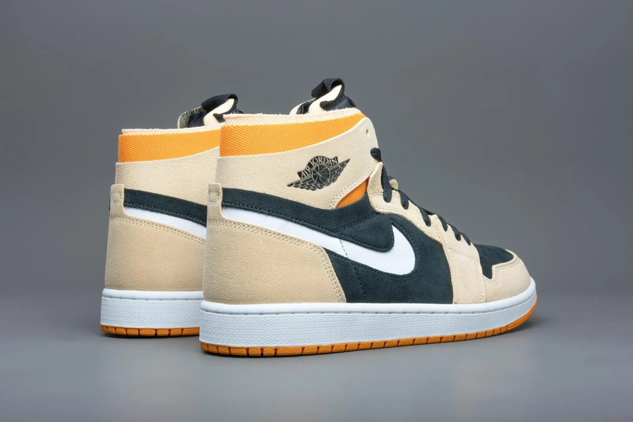 Air Jordan 1 High Zoom Air CMFT Pumpkin Spice