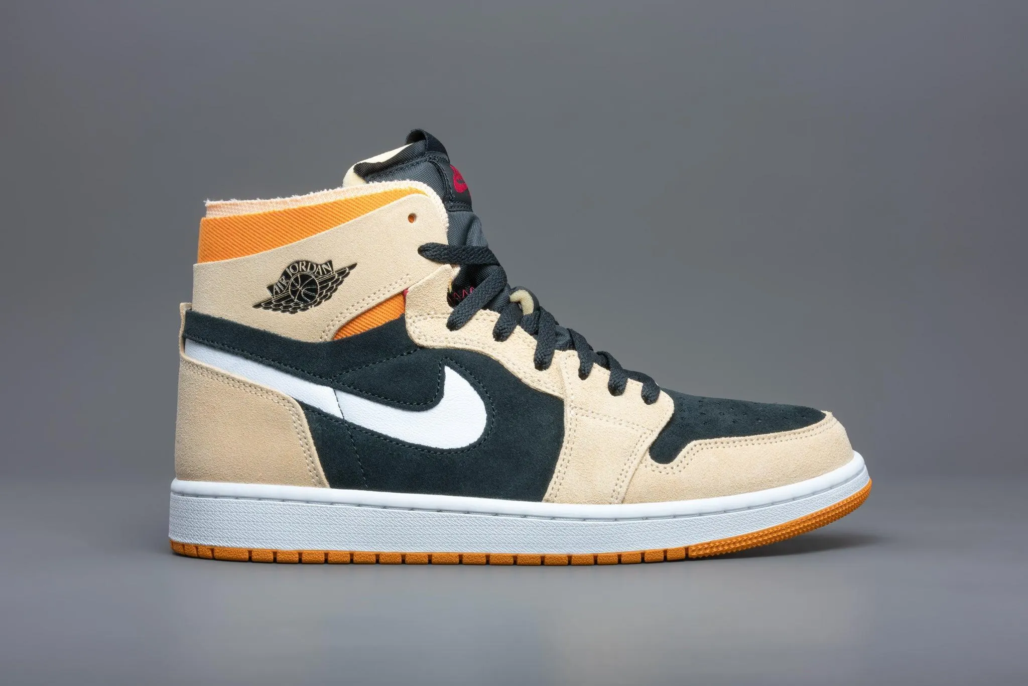 Air Jordan 1 High Zoom Air CMFT Pumpkin Spice