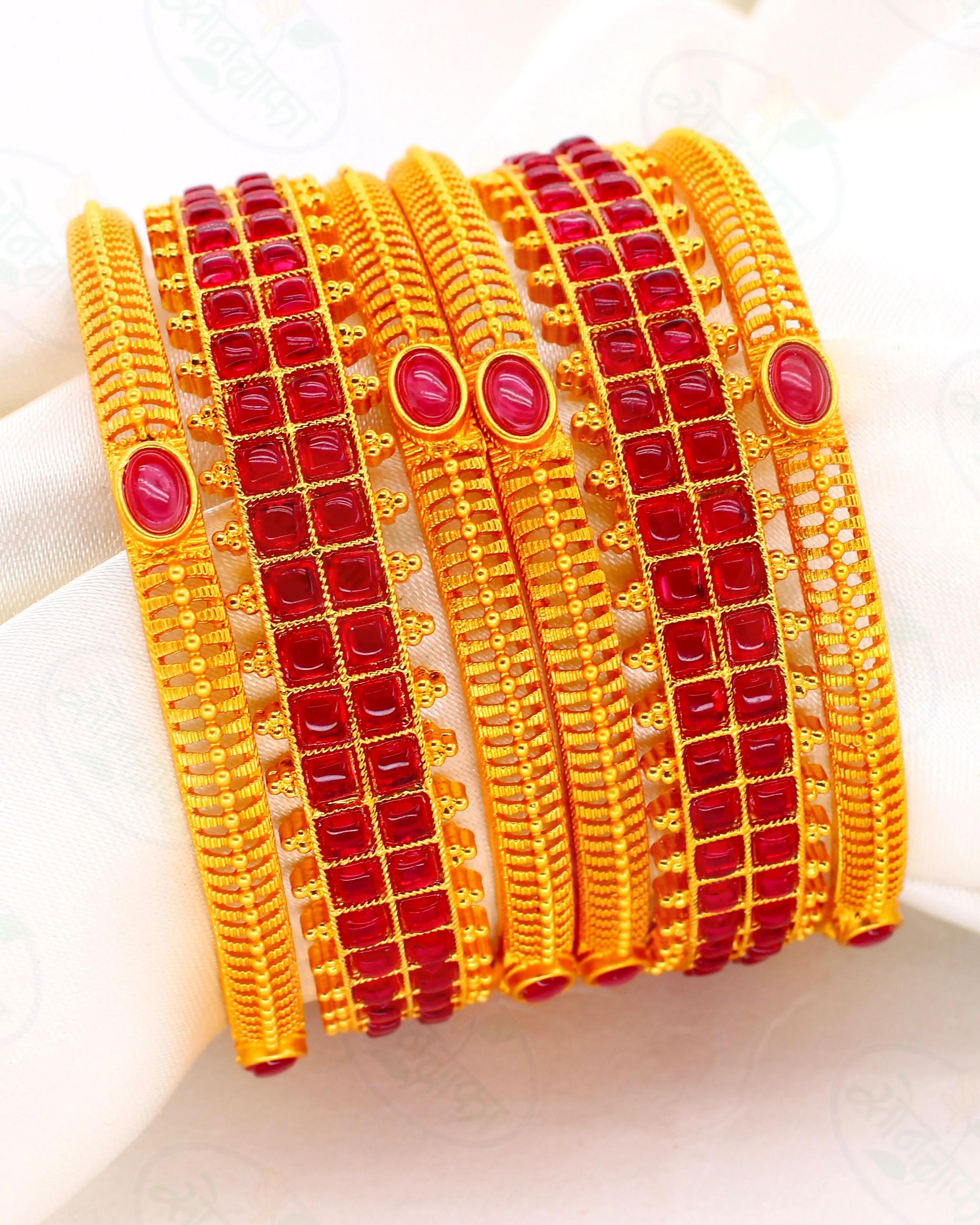 ALLURING PESHWAI BANGLES