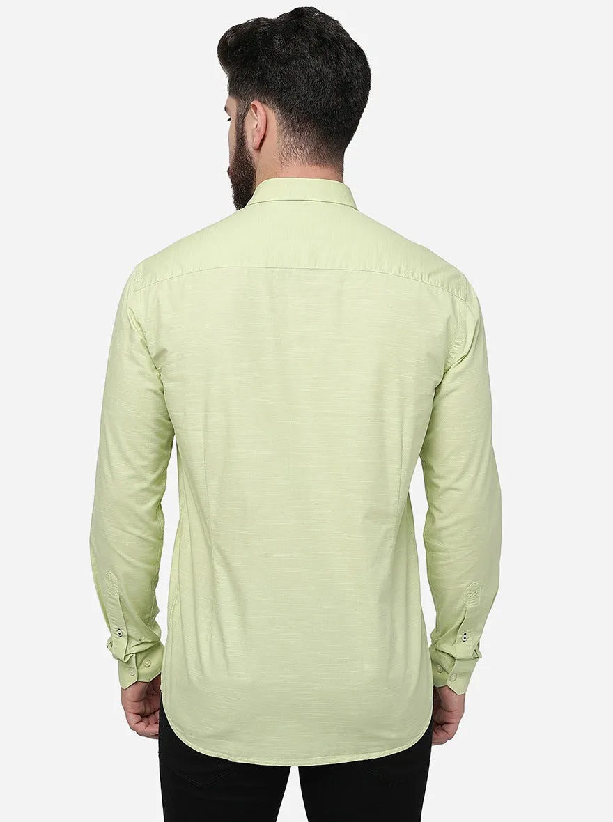 Daiquiri Green Solid Slim Fit Semi Casual Shirt | JadeBlue