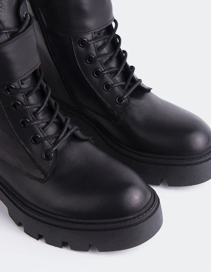 Flensburg Black Leather