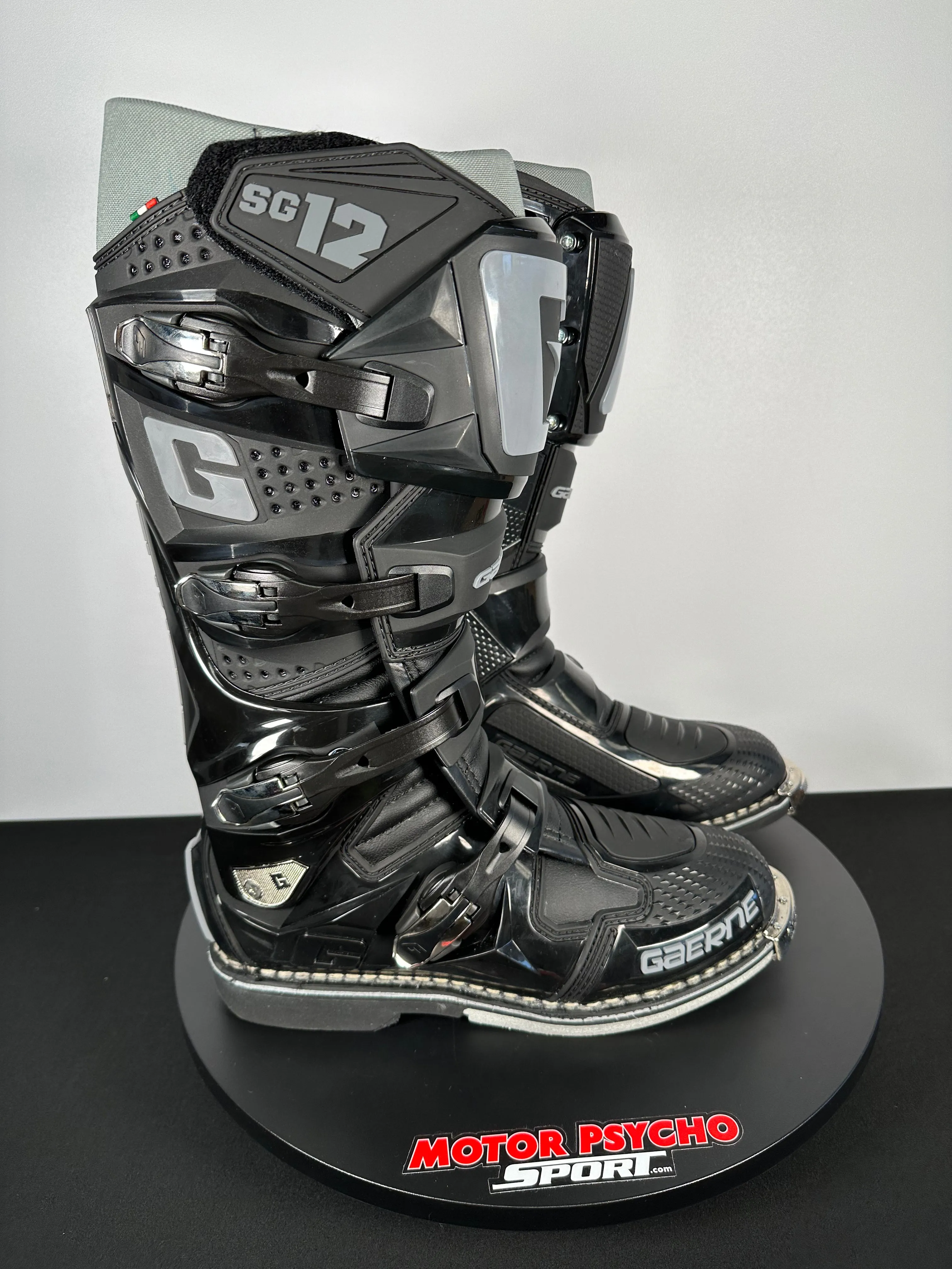 Gaerne SG-12 Boots - Black - Size 8 - OPEN BOX