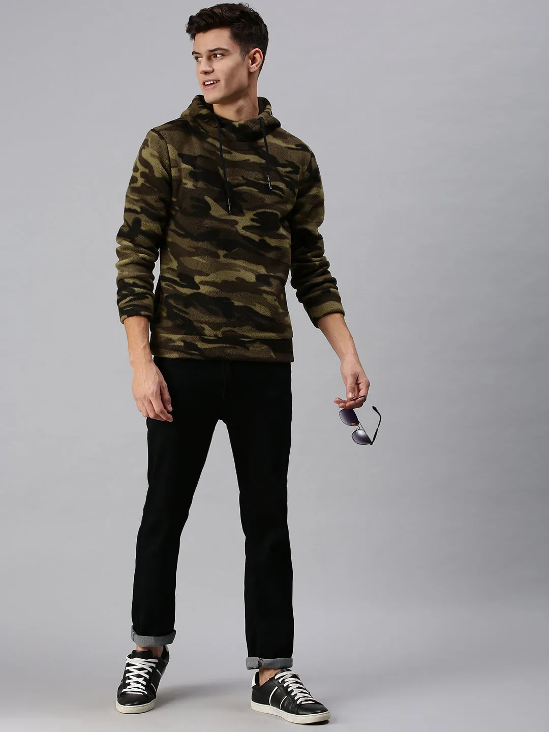 Men Hooded Camouflage Green Pullover