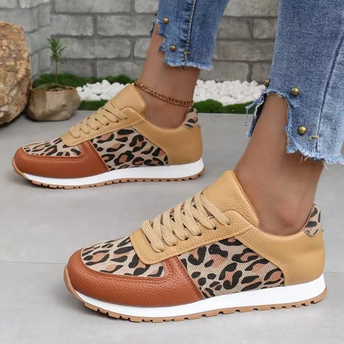 Women's Animal Print Lace Sneakers